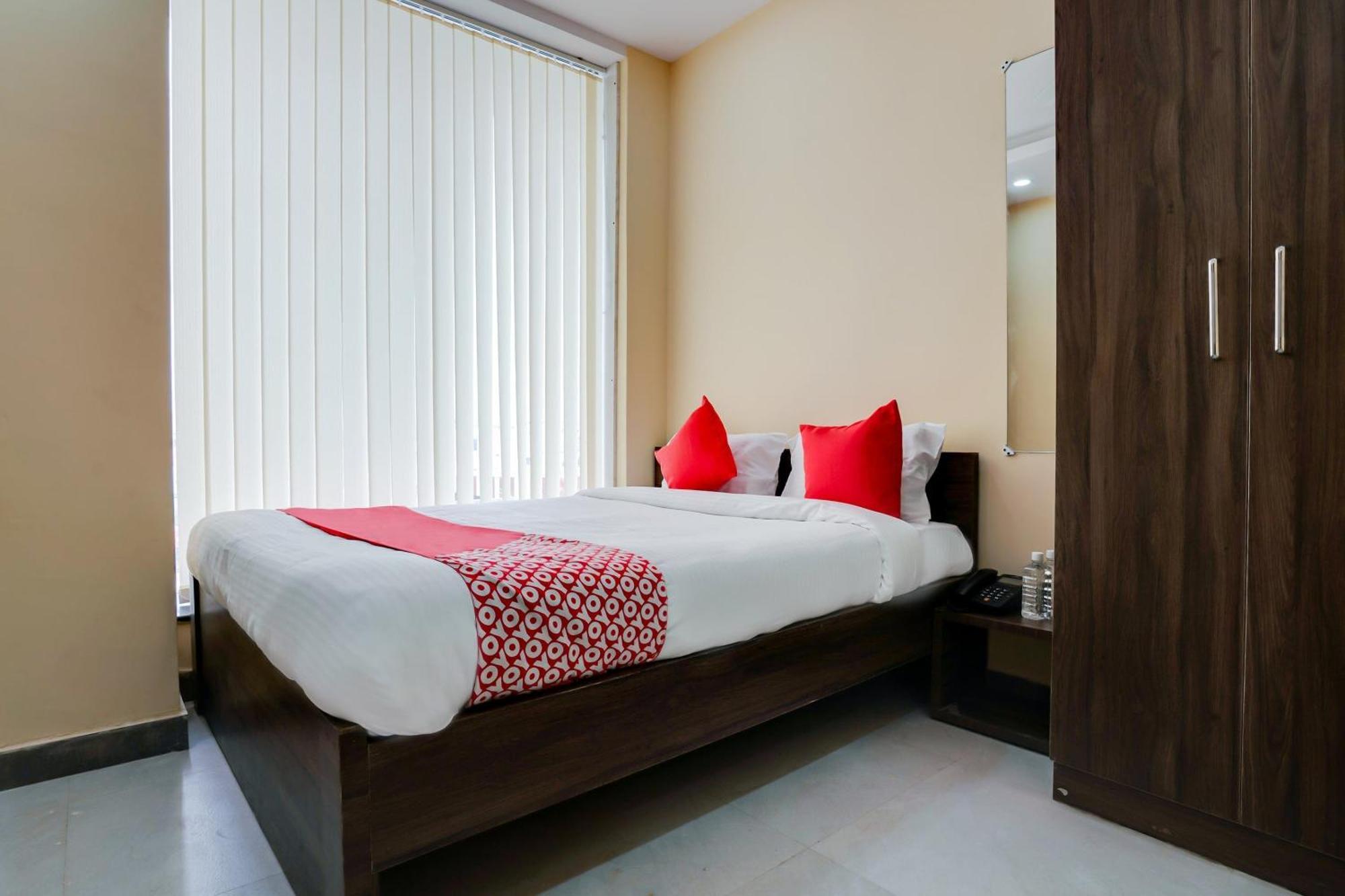 Hotel O Alekhya Residency Cafe Bahar Sururnagar Εξωτερικό φωτογραφία
