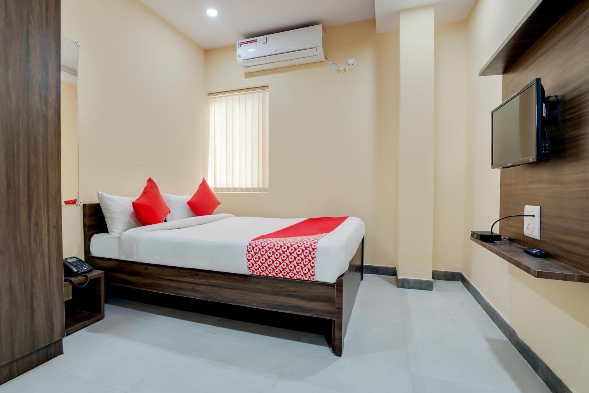 Hotel O Alekhya Residency Cafe Bahar Sururnagar Εξωτερικό φωτογραφία